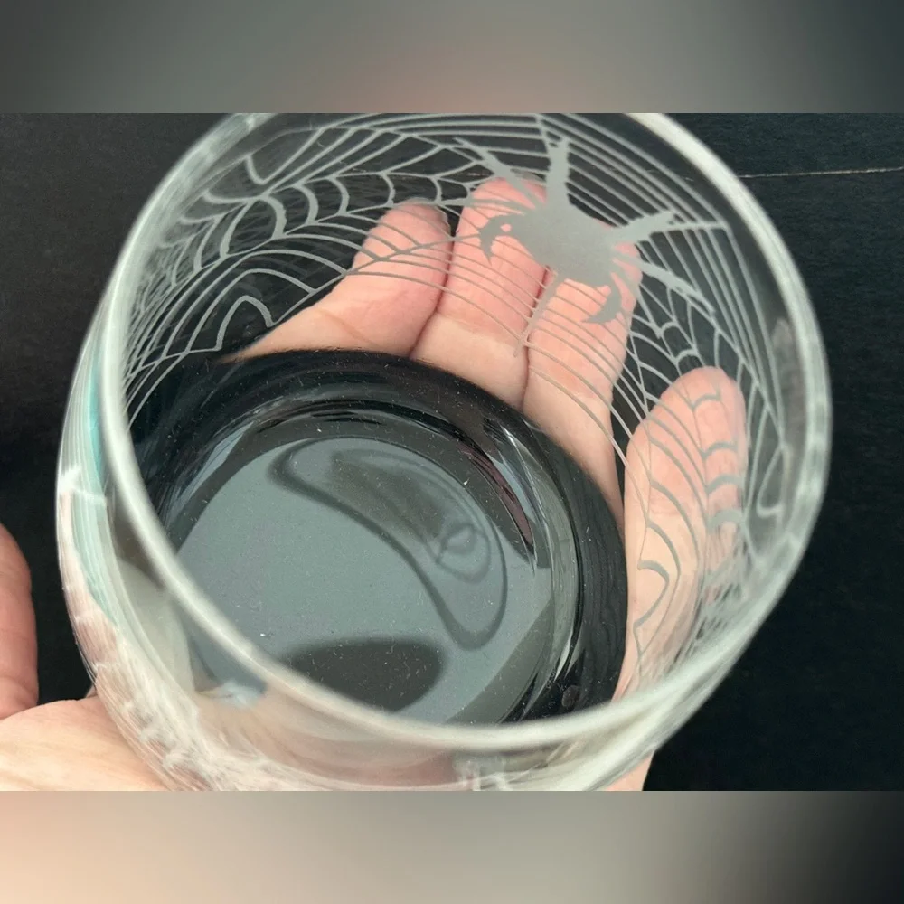 Set of 2 spider Old Fashioned etched glasses